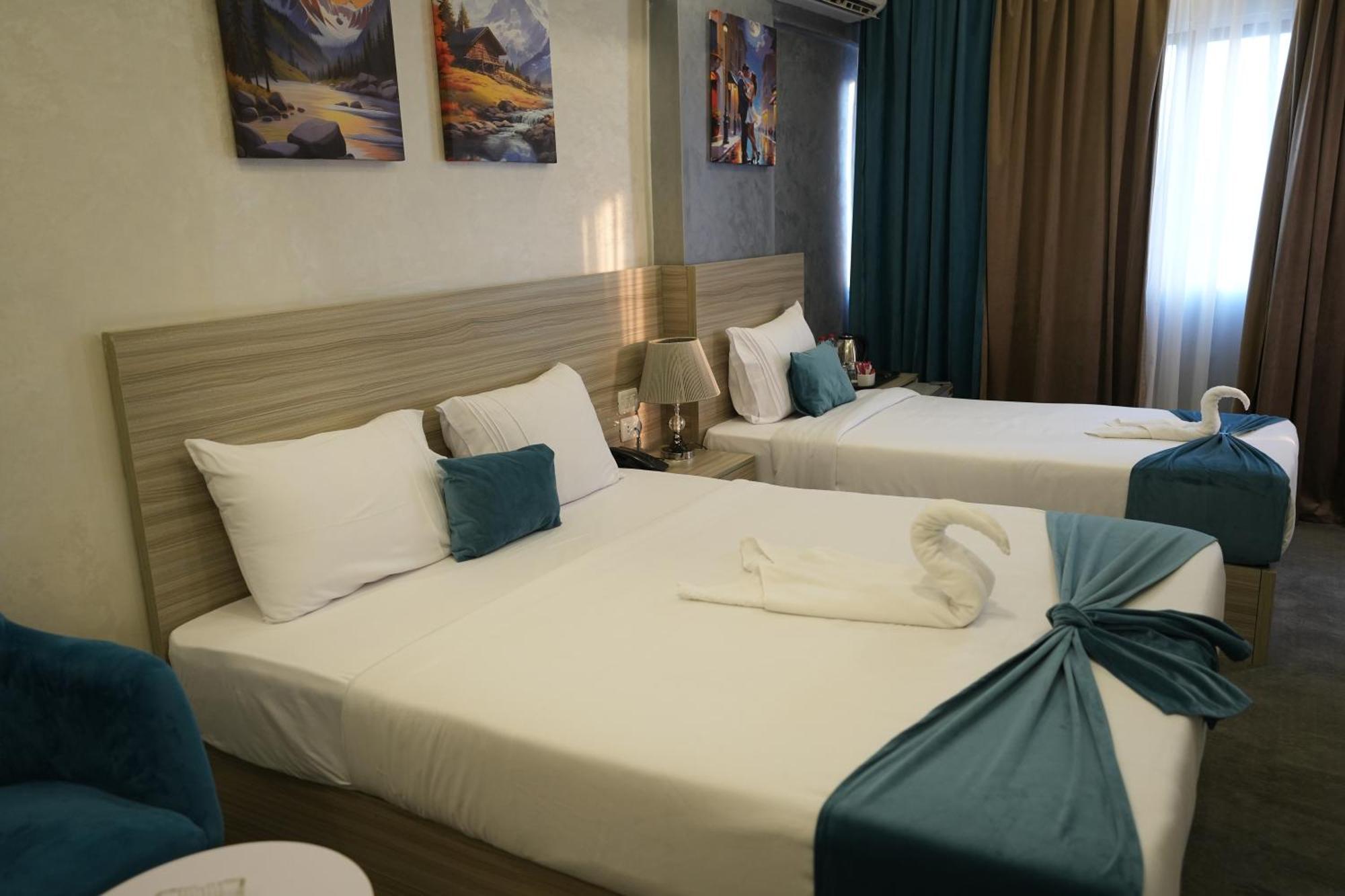 Mar Charbel Hotel Cairo Exterior photo